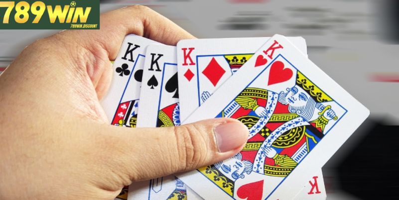 Tứ Quý Có Chặt Được 4 Đôi Thông Không? Quy Tắc Cần Biết
