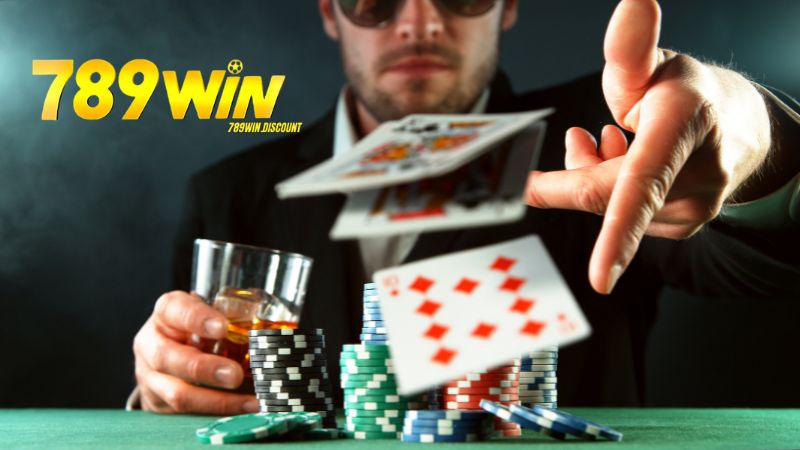 Poker: Bí quyết đọc vị đối thủ và phán đoán bài chính xác